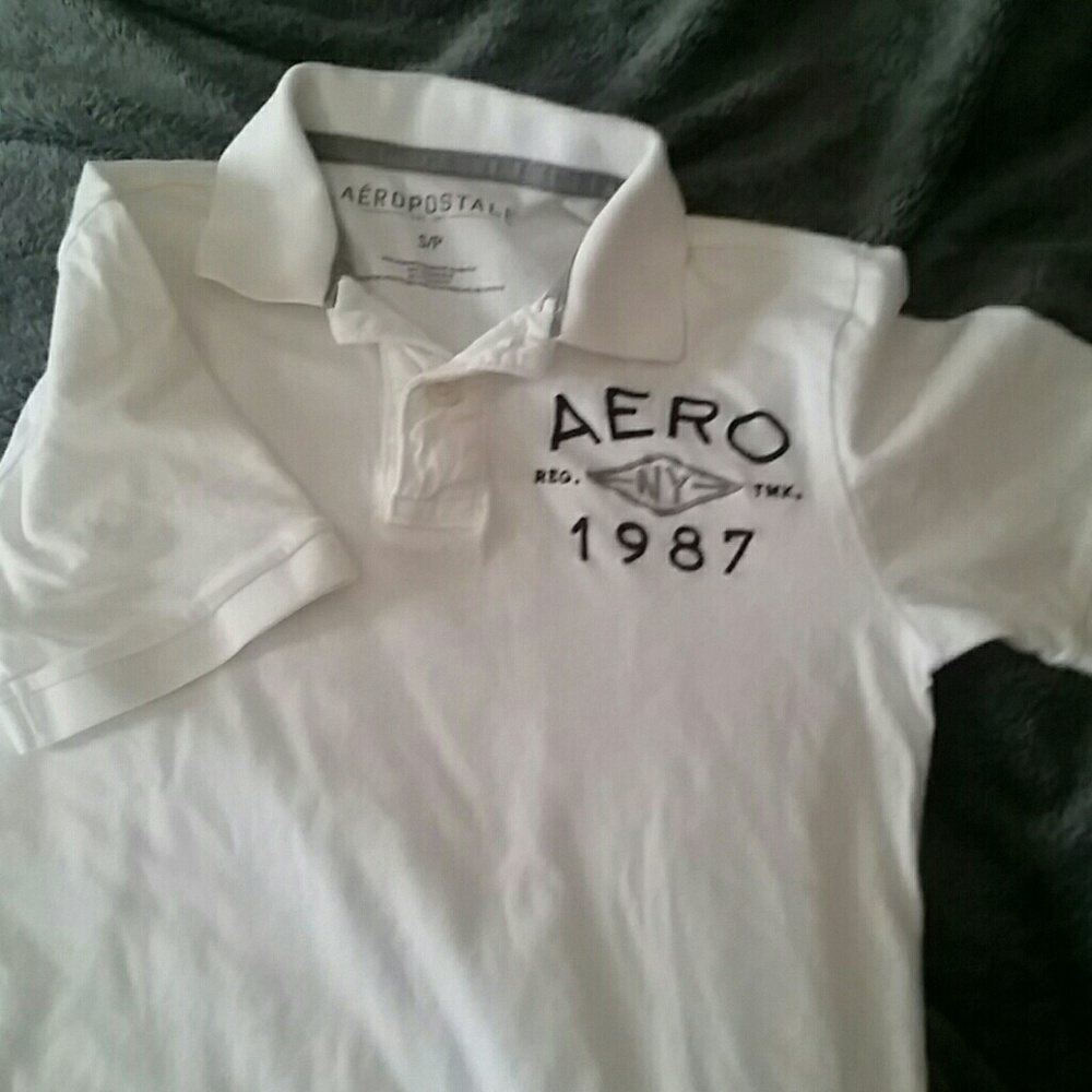 Aeropostal short sleeve collared shirt